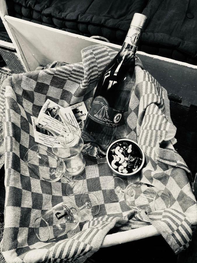 Nuit Insolite Sur Un Voilier Au Coeur De La Rochelle Λα Ροσέλ Εξωτερικό φωτογραφία