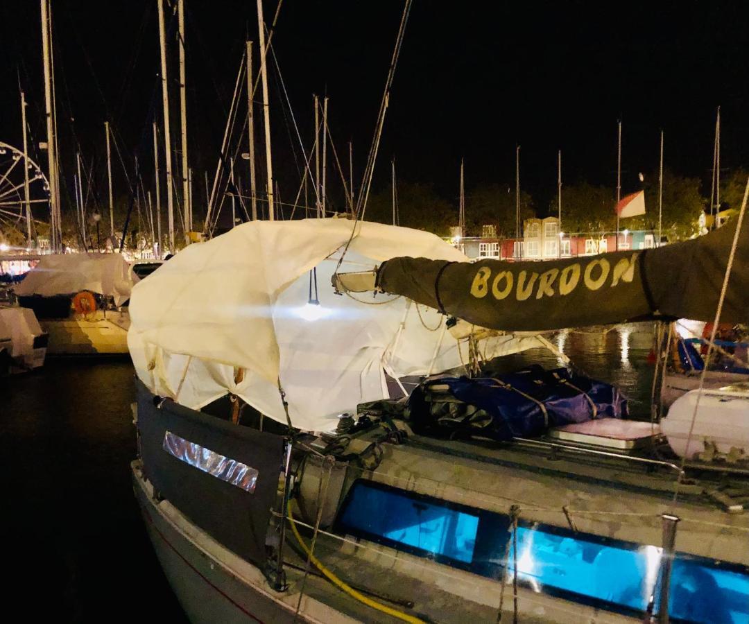 Nuit Insolite Sur Un Voilier Au Coeur De La Rochelle Λα Ροσέλ Εξωτερικό φωτογραφία